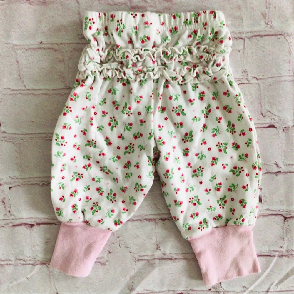 Carter’s Child of Mine Hearts and Flowers Cotton 2 Pc Set - Size 0-3 Months - Picture 4 of 7